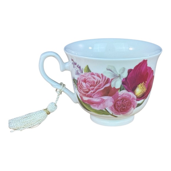 Summer River Floral Teacup & Saucer Gift Set with Box - Picture 3 of 12